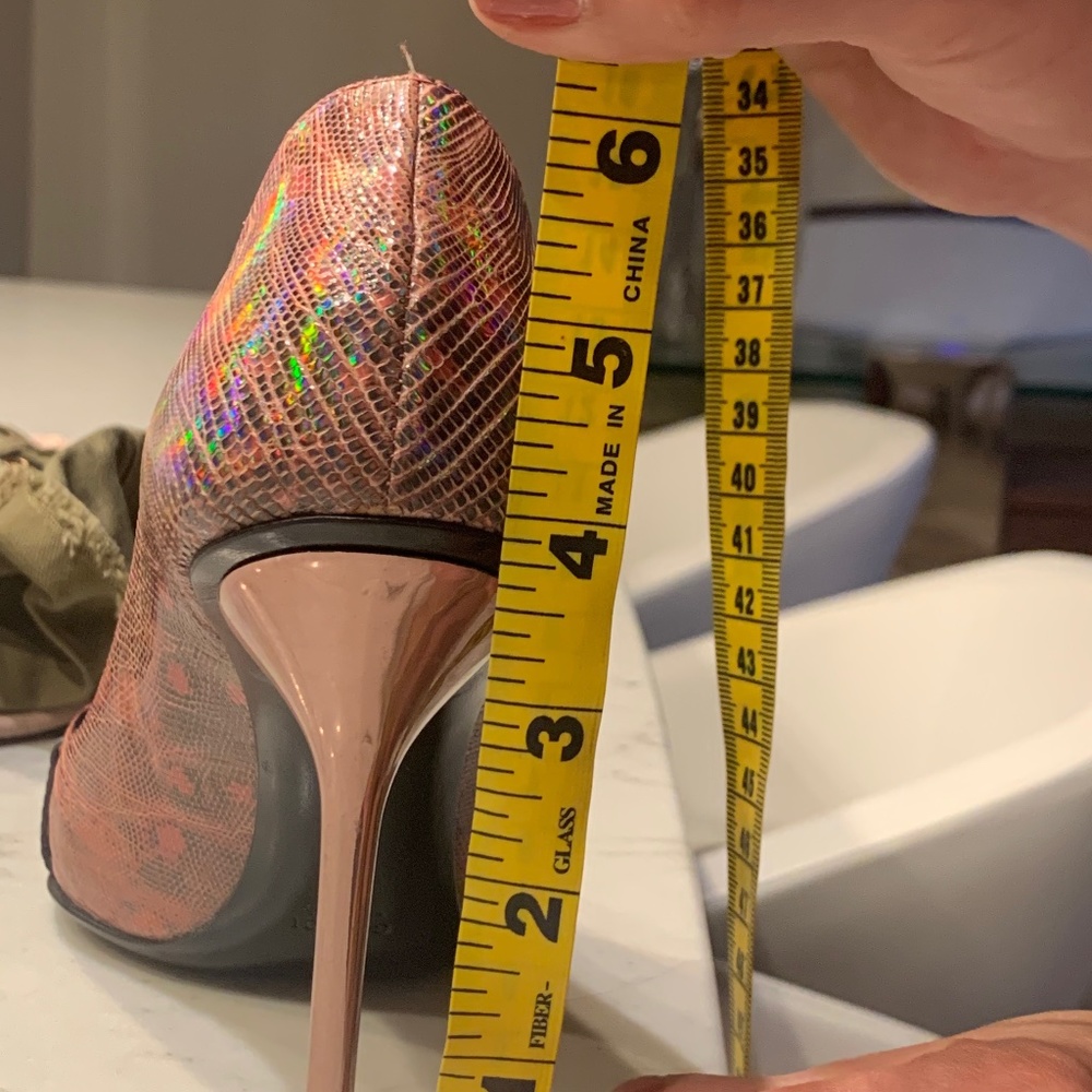 Gucci Metallic Python Peep Toe Pumps - Picture 14 of 14